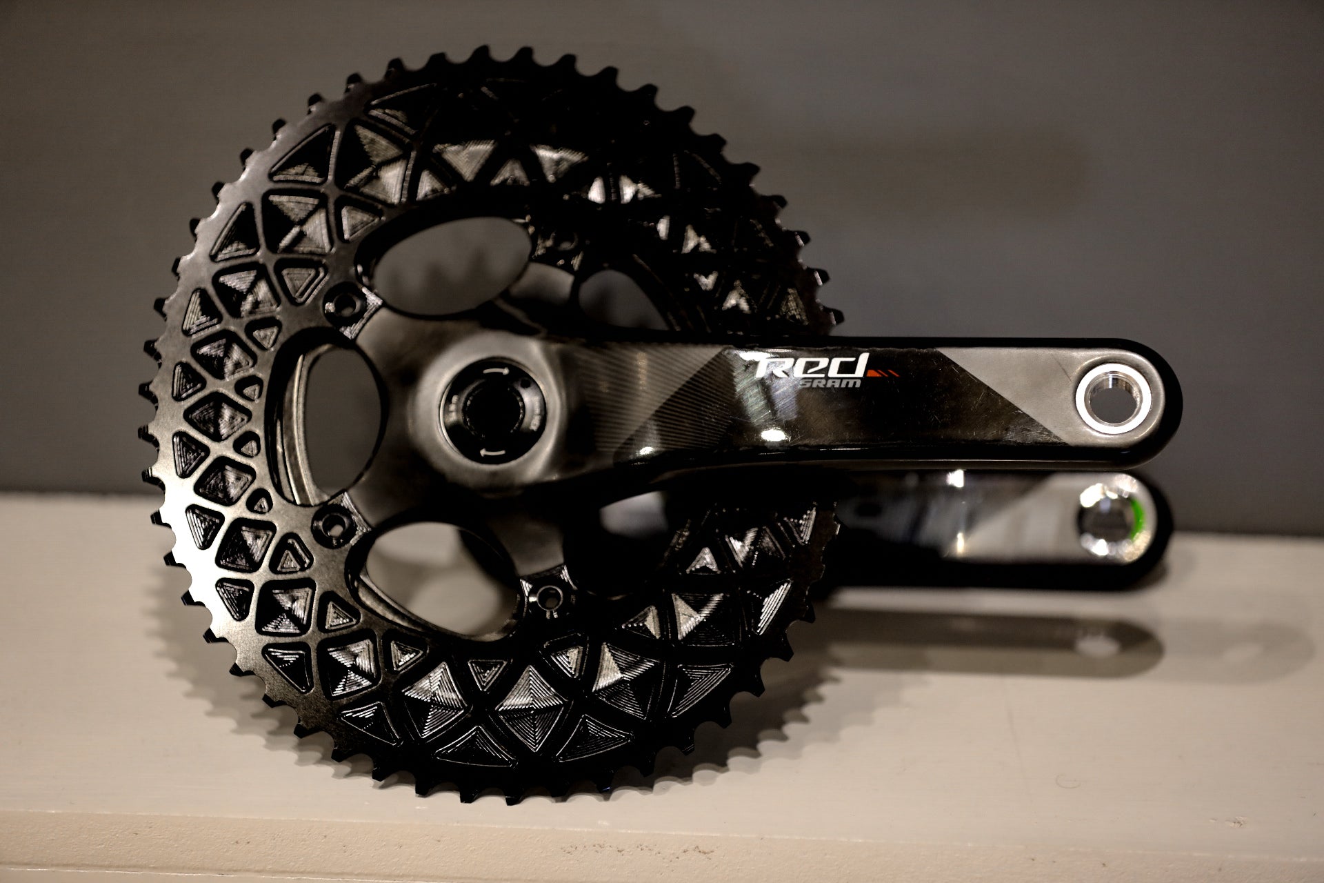 Sram Red BB30 Chainset Absolute Black Oval Chainrings – Ride 24/7